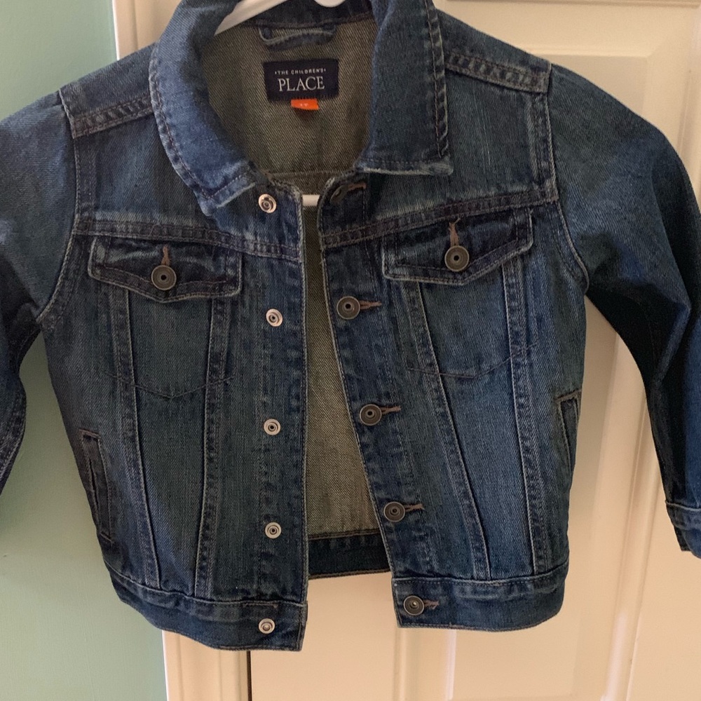 NWOT childrens place jean jacket!💙